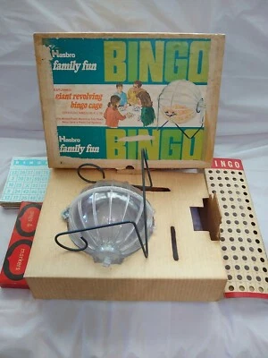 Juego de bingo Hasbro 1969 vintage  Foto 1 de 4