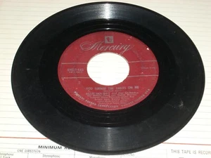 BILLIE HOLIDAY easy to love / you turned the tables on me ( jazz ) 7" / 45  - Picture 1 of 1