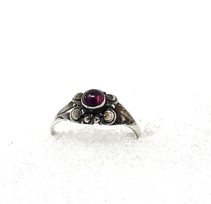 VINTAGE STERLING SILVER RING .925 ESTATE FIND 1.4 GRAMS - Picture 1 of 3
