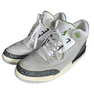 Size 9.5 - Air Jordan 3 Retro Chlorophyll - Picture 1 of 10