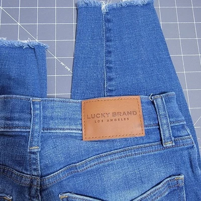 Брендовые укороченные джинсы Lucky Bridgete с высокой посадкой - Изображение 1 из 4