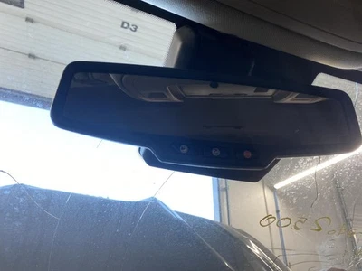 Espejo retrovisor interior delantero central usado se adapta a: Chevrolet Silverado 2500 2017 Foto 1 de 4