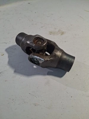 1987 - 2001 Honda Shadow 1100 Vt1100c Drive Shaft Gear Universal Joint Yoke OEM - Image 1 of 4