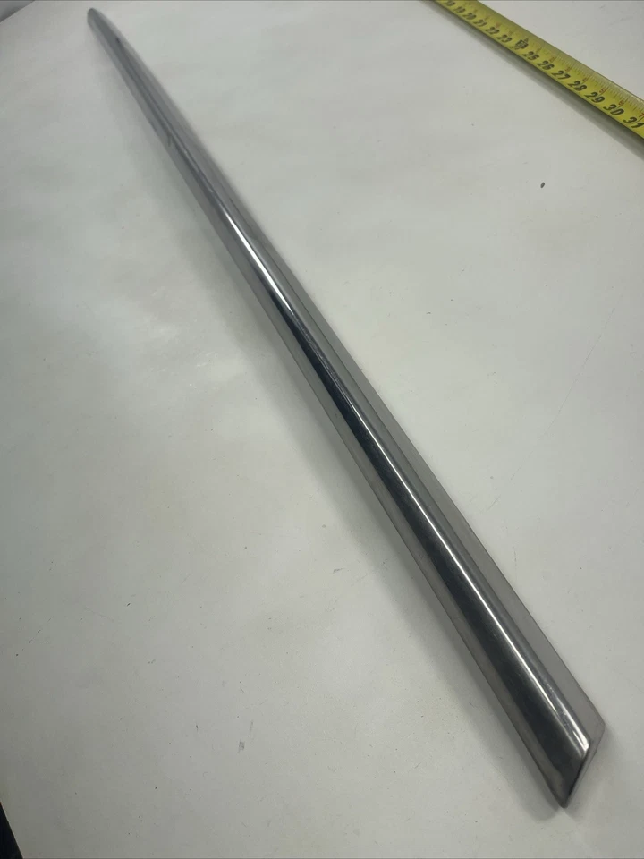 Studebaker Hawk 1962 RF guardabarros moldeado bonito 4-17 Foto 1 de 4