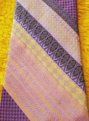 SHALOM 1970 ~ CORBATA PARA HOMBRE ~ METÁLICA ~ RAYAS VERDES ORO PÚRPURA ~ 57" Foto 1 de 4