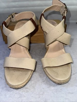 Alpargata de lona Banana Republic sandalia de tacón de cuña ribete de cuero natural talla 8,5 Foto 1 de 4