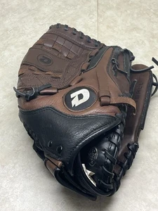 Demarini Ultimate Softball Handschuh 13" Rechtshänder braun schwarz Leder RHT A2478 - Bild 1 von 8