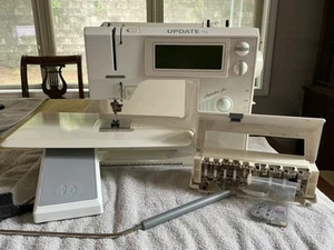 Bernina 1630 Inspiration Sewing Machine Exc Condition! Works Perfectly w/Access - Picture 1 of 7