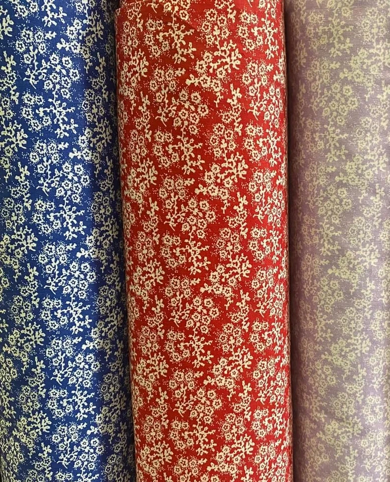 "Tela de 60"" de ancho de polialgodón Mini estrellas azules - ninguna elástica" Foto 1 de 1