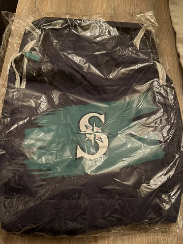 Seattle Mariners Backpack New in Packaging May 8 Cover