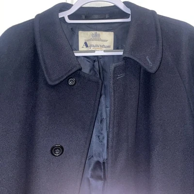 AQUASCUTUM Navy 100% LAMBSWOOL Overcoat Coat Made In England 42 R excellent  - Image 1 of 4