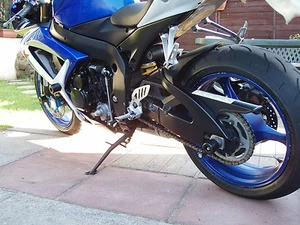 Suzuki GSXR600 CRASHSCHUTZ SET 8 K6 K7 K8 K9 L0 2006-2010 KNÖPFE S6Q - Bild 1 von 12