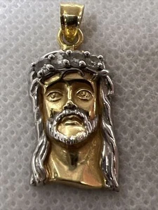 14K T/Tone Gold White CZ Diamond Cut JESUS CHRIST HEAD Charm Pendant 2.5gr. - Picture 1 of 12