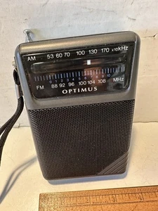 Vintage Optimus Transistor AM FM Radio 12-454A Realistic Radio Shack - Picture 1 of 6