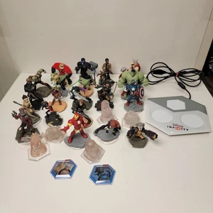 RIESIGES Konvolut 30 Disney Infinity Figuren Star Wars Marvel Piraten - Bild 1 von 9