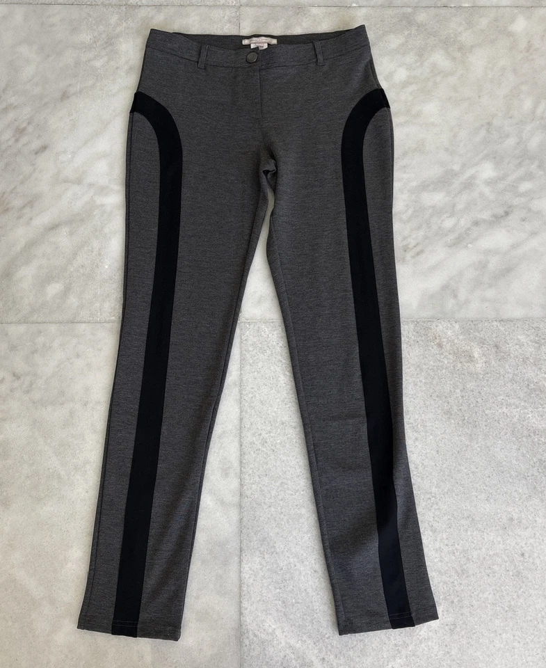 Leggings Romeo & Julieta Alta Costura Color Gris Con Rayas Negras Talla Grande Cremallera Foto 1 de 4