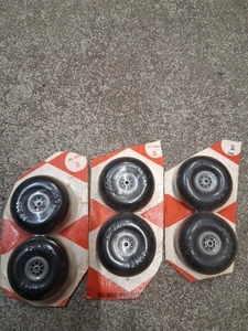 DuBro 2" Treaded Wheels (6) [DUB200T] Lot Of 6 Tires - Picture 1 of 5