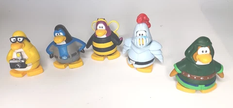 Club Penguin Disney Jakks Pacific 2” figures, HTF Lot Of 5 Cover
