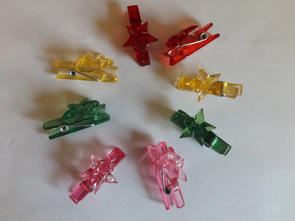 24 x Deko Klammern Geschenkklammern verschiedene Farben - Bild 1 von 1