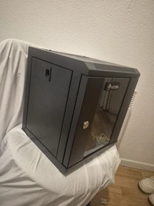 Coffre 10" UPTEC C2 - panneaux amovibles Réf. 8062354 - Comme Neuf - Zdjęcie 1 z 9