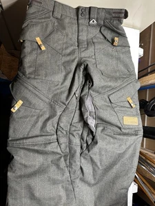 Oakley Esquí Snowboard Nieve Pantalones Forrados Aislante Pequeño Para Hombre Pierna Rota Cremallera - Imagen 1 de 8