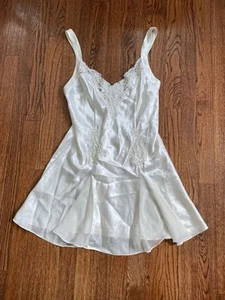 Vintage Victoria’s Secret Bridal Sexy Nightie Lingerie Lace Beaded Ivory White S - Picture 1 of 10