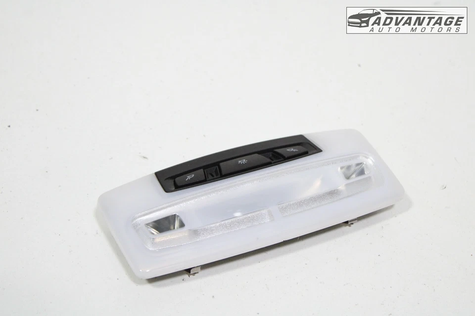 BMW 330I XDRIVE F30 LCI 2017-2018 techo trasero interior domo luz lámpara OEM Foto 1 de 4