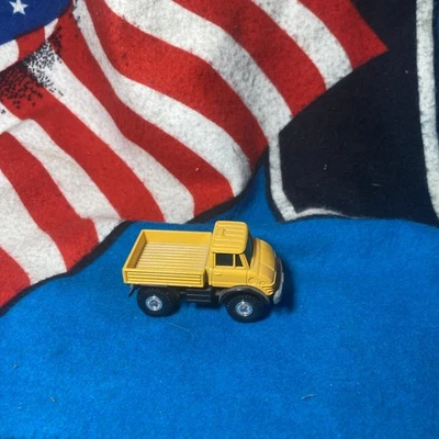 VTG  1978 TOMICA 1:70 MERCEDES UNIMOG F41 JAPAN MINT CONDITION - Image 1 of 4