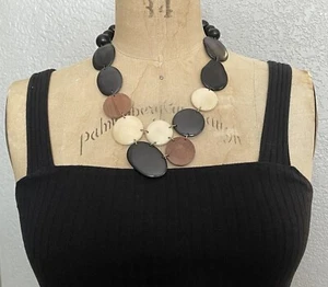Schwarz & Beige Tagua Nuss & Acai Halskette, Gemüse Elfenbein Schmuck - Bild 1 von 4