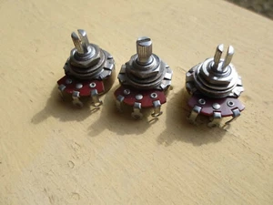 Vintage 1965 Fender Stratocaster Pots 250K Potentiometers - Picture 1 of 3