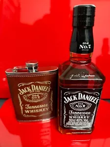 Jack Daniels Flachmann Set + 1 x Jack Daniels 0,5 Liter - Bild 1 von 1
