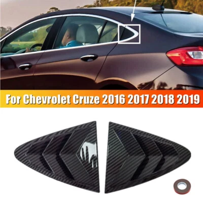 Отделка жалюзи на заднее боковое стекло из АБС-пластика карбона для Chevrolet Cruze 2016-2019 - Изображение 1 из 4