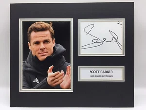 Exhibición de fotos firmada por Scott Parker Burnley RARA + AUTÓGRAFO CERTIFICADO DE AUTENTICIDAD - Imagen 1 de 3
