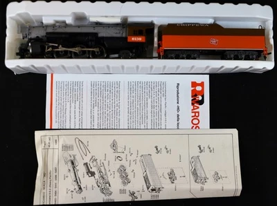 Rivarossi HO 5402   4-6-2 H Pacific “ Milwaukee 6139” Engine & Tender - Image 1 of 3