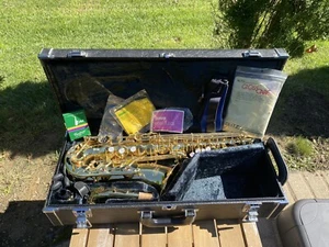 Yamaha YAS-52 Intermediate Alto Saxophone Sax W/ Original Case Japan MINT!!! - Picture 1 of 21