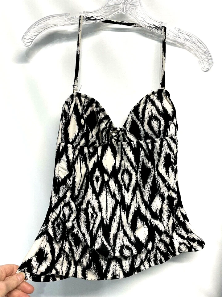 Apt. 9 Tankini Halter Top Traje de Baño Traje de Baño Top Negro Blanco Geo NUEVO M/8 Foto 1 de 4