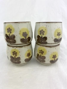 Set 4 Vintage OTAGIRI Tea Sake Cups Speckled Glaze Daisy Flowers Stoneware MCM - Picture 1 of 8