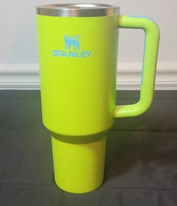 Stanley Green 40 Oz Tumbler Preowned Without Lid  - Picture 1 of 7