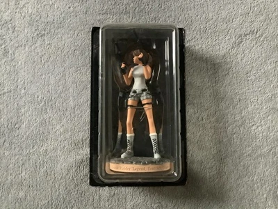 Figurine Lara Croft Tomb Raider Scottish Style Foto 1 de 2