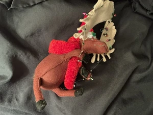 Annalee Dolls 10” Cozy Christmas Moose Antlers Tangled Christmas Lights Vtg 2012 - Picture 1 of 6
