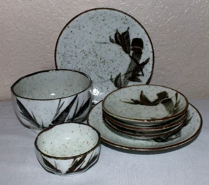 Japanese Stoneware 7 Piece Set Hand Painted Bamboo Design Plates & Decagon Bowls - Picture 1 of 14