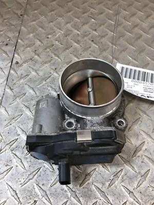 Conjunto de carrocería/válvula del acelerador Chevy Silverado 1500 16 Foto 1 de 2