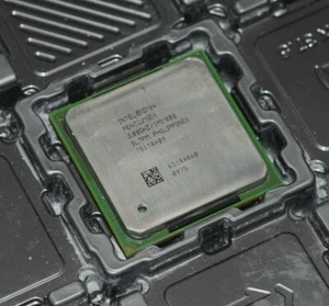 Intel Pentium 4 3.0GHZ HT Socket 478 CPU 3.0GHz 1M 800MHz SL7PM - Afbeelding 1 van 4