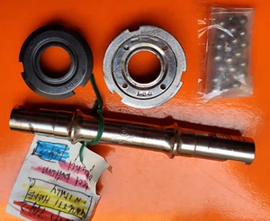 Gnutti Made in Italy bottom bracket in chromed steel movimento centrale - Picture 1 of 13