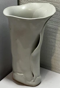 White Ceramic Vase Studio Artist 7”T x 4-1/4”W Excellent Used Condition - Picture 1 of 5