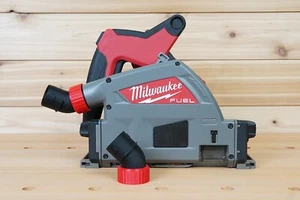 Adaptador de polvo sin enganches para sierra de oruga Milwaukee - mangueras de 27 mm y 36 mm - Imagen 1 de 8