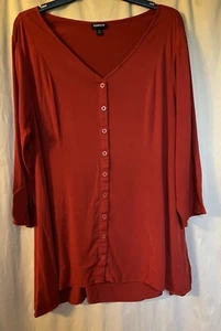 Torrid Shirt Womens 2 Red Blouse Casual Button Front 3/4 Sleeve Stretch Top - Picture 1 of 2