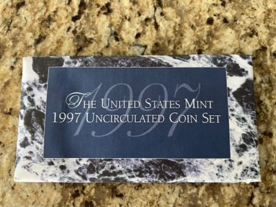 1997 Uncirculated Coin Set U.S Mint Original Government Packaging OGP - Image 1 of 2