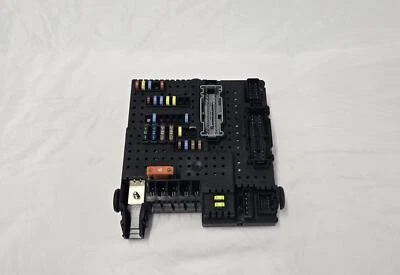 2005-2009 Volvo S60 2.4L Engine Fuse Box Relay Junction Module Unit Assembly - Image 1 of 4