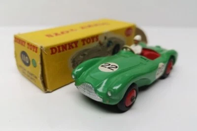 DINKY TOYS # 110 ASTON MARTIN DB3 Sports - Green - MB - Image 1 of 4